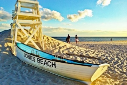 Jones Beach canoe